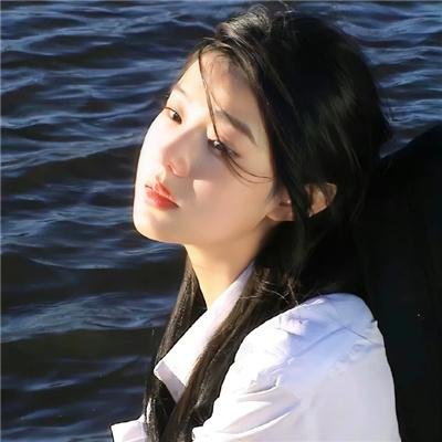 春闺三凤
